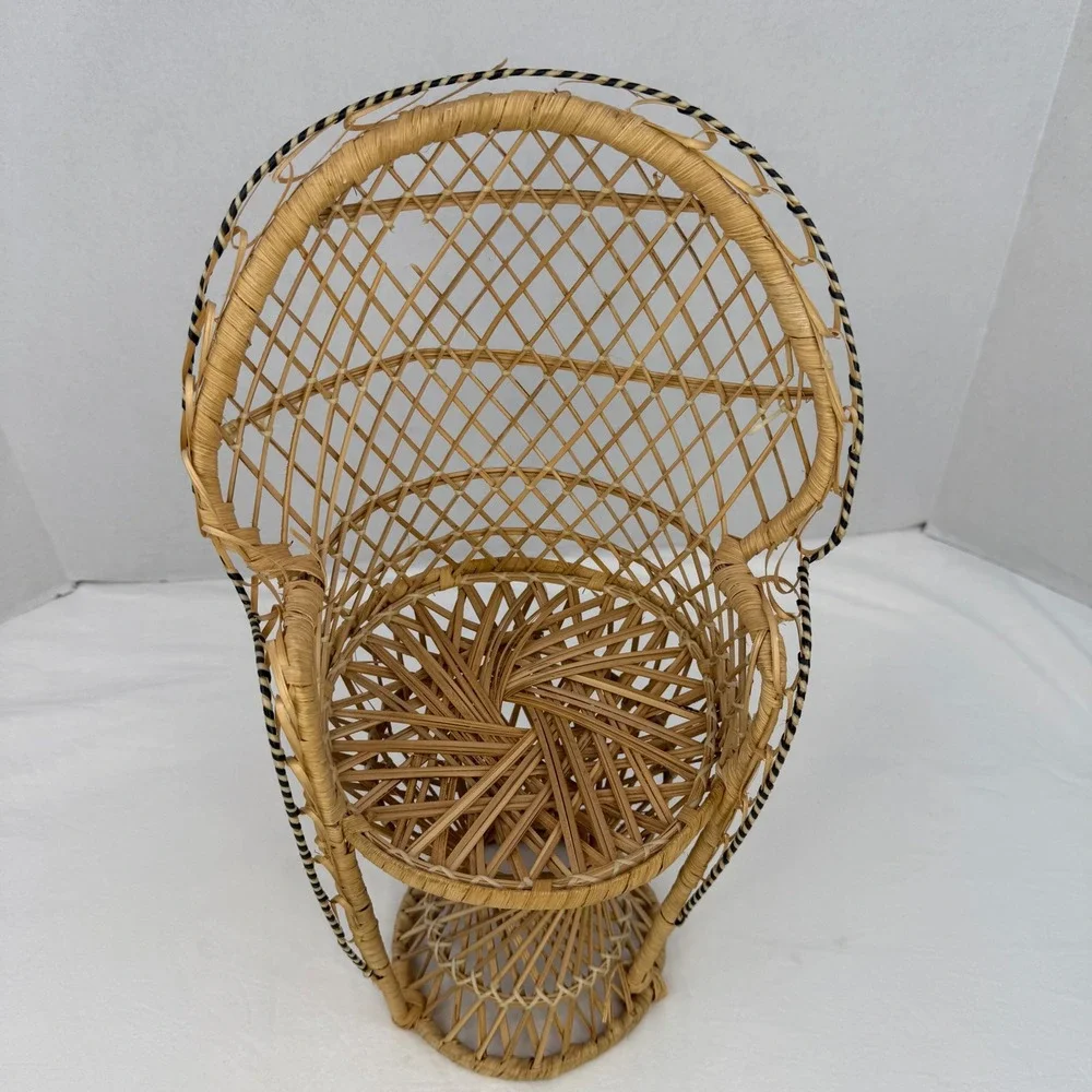 Vintage Miniature Peacock Chair Woven Wicker Rattan Boho Doll‎ Plant Stand 15.5